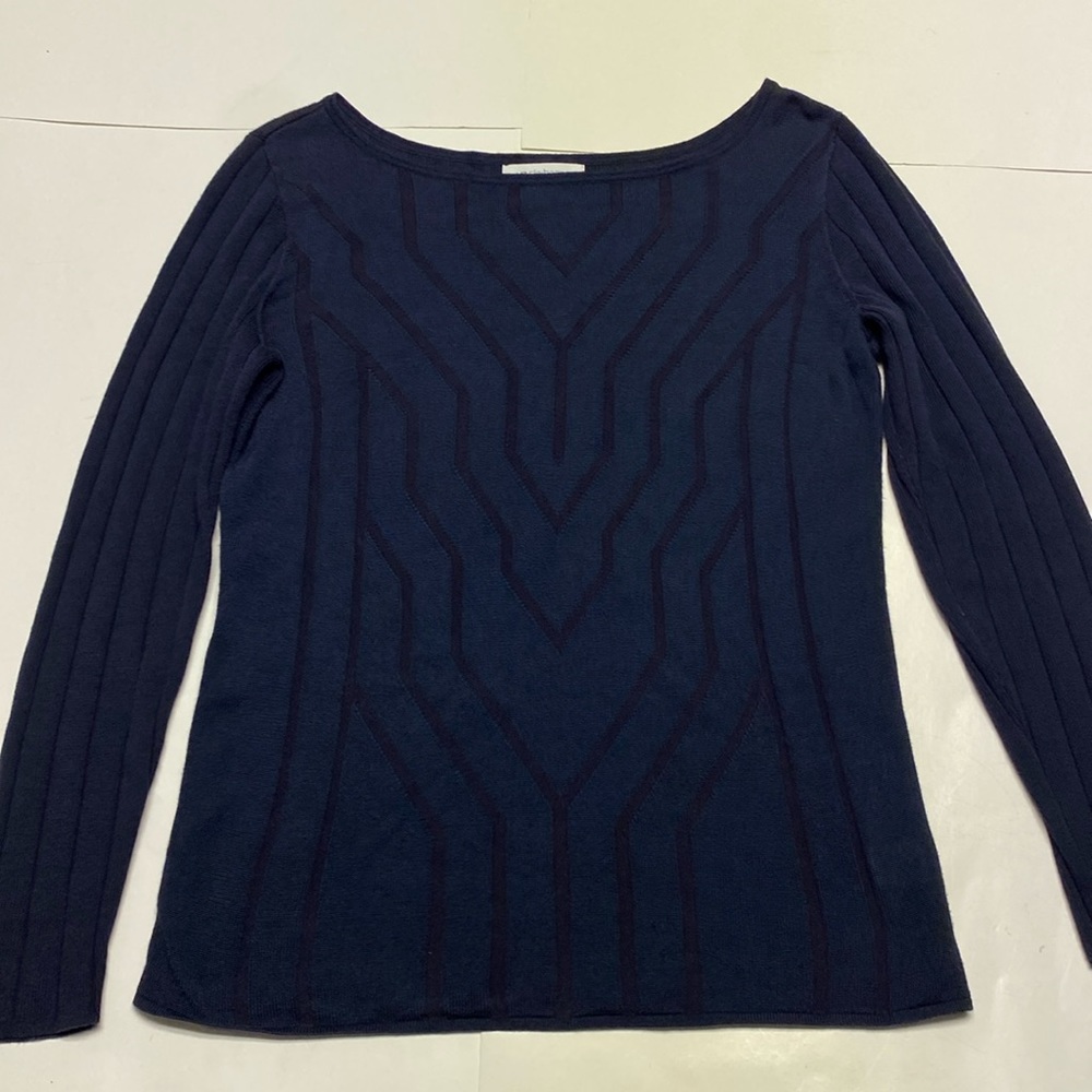 Liz Claiborne navy color medium long sleeve top